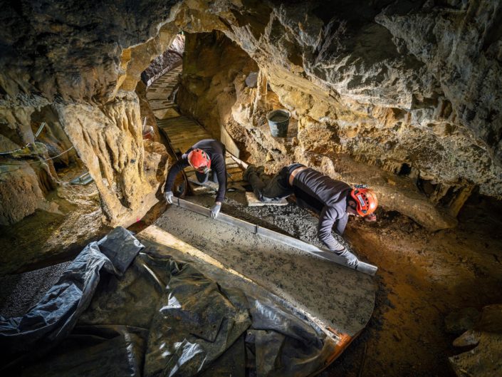 Grotte de Domme - Coffrage en descente