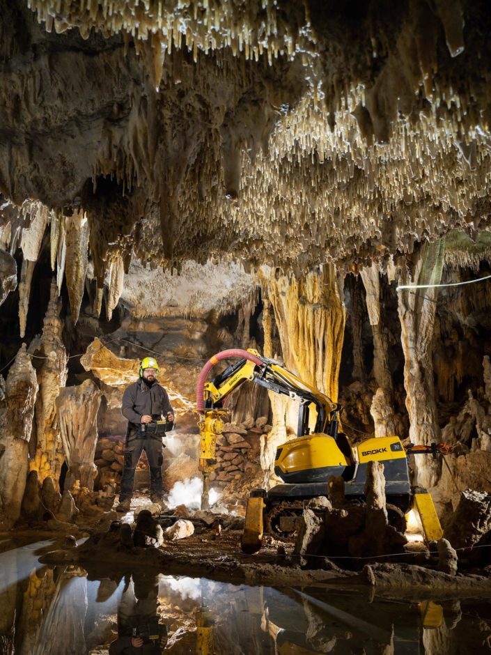 Grotte de Domme -Reflet sur gours