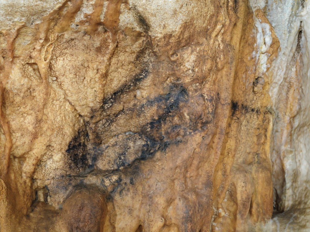 patte de cheval Grotte de VIllars Dordogne